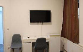 David's Hostel